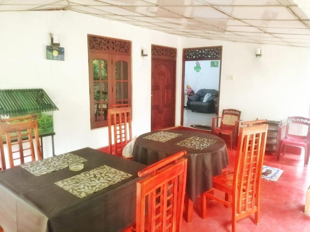 Senith Guest House Mirissa Exteriér fotografie